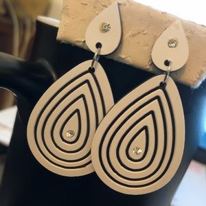 Psychedelic 60s Earrings Black & White Stripe